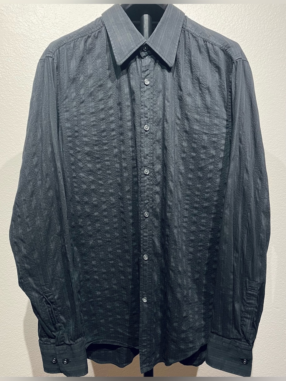 Hugo Boss Black Textured Long-Sleeve Dress Shirt - Slim Fit - Size L (Men’s)